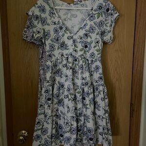 Set of 2 Floral dresses size LG